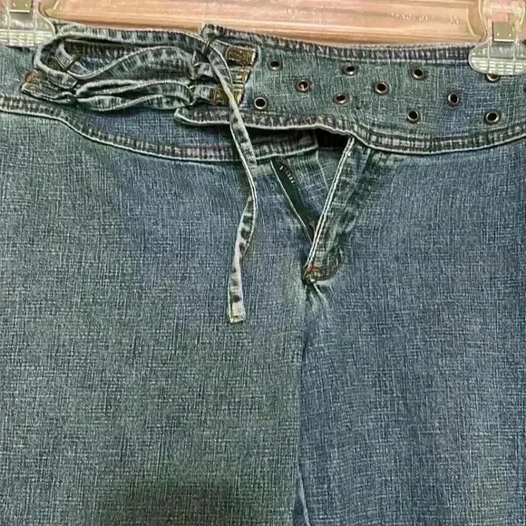 Rare Y2K lace-up jeans by Dumani stone washed junior size 7/8 flare jeans - Picture 4 of 10
